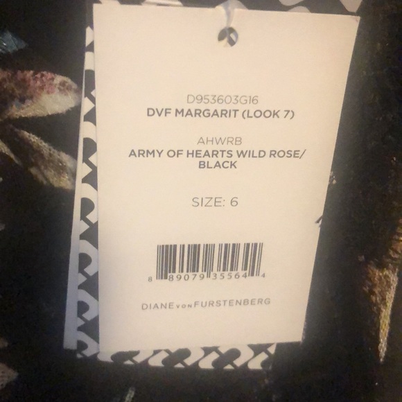 DVF Margarit Dress Army of Hearts Wild Rose/Black Print Silk Dress (Look 7) - Picture 11 of 16